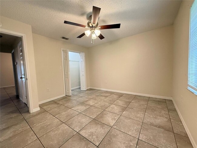 Building Photo - 3136 Julia Ct