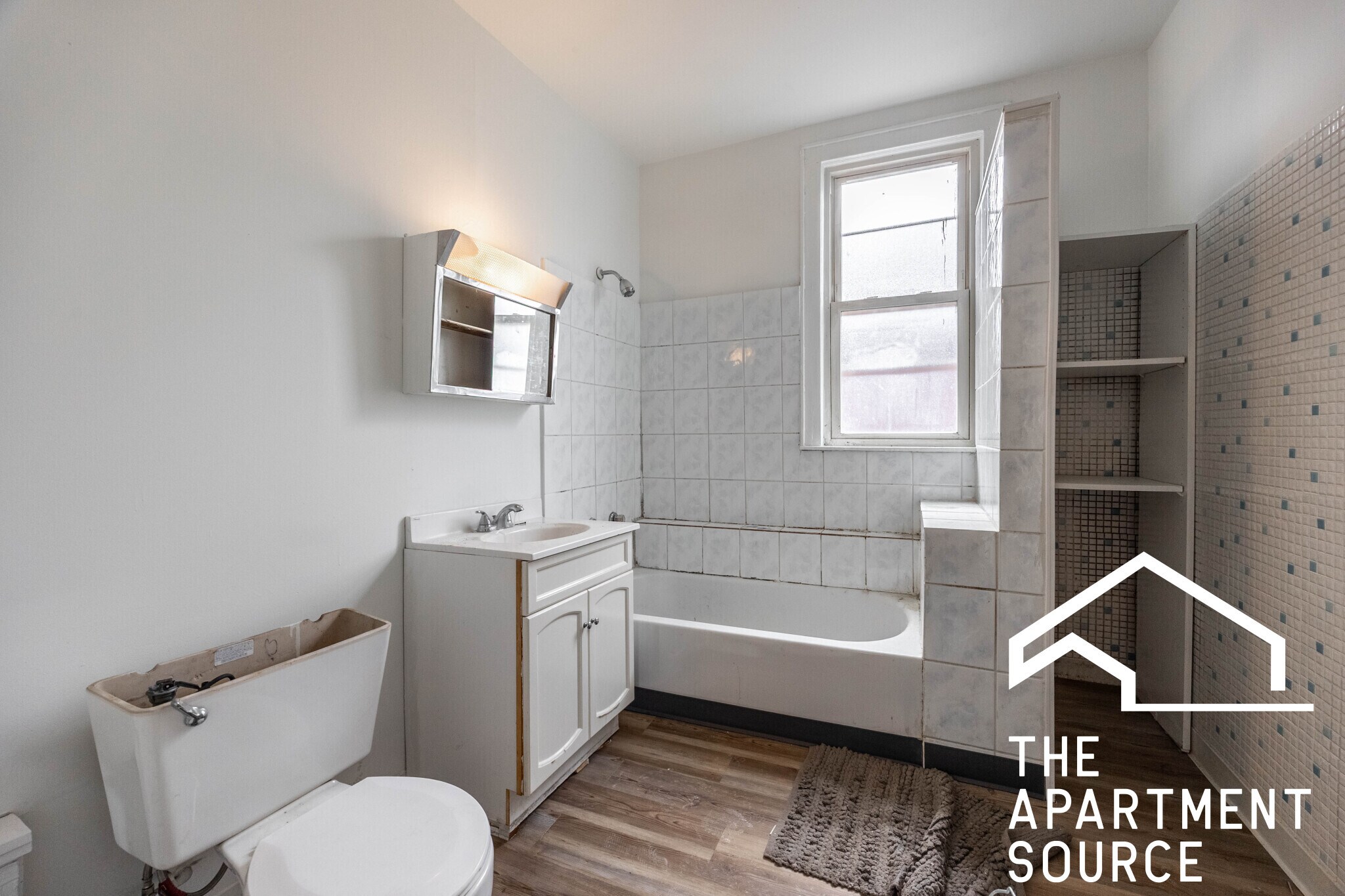 Building Photo - 1626 N Fairfield Ave