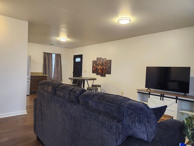 Building Photo - Spacious 3 bedroom 2 bath home in Chickamauga, GA