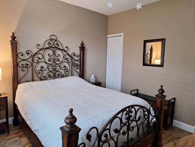 Building Photo - 3BR 2BA BOUCHELLE ISLAND GROUND FLOOR COND...