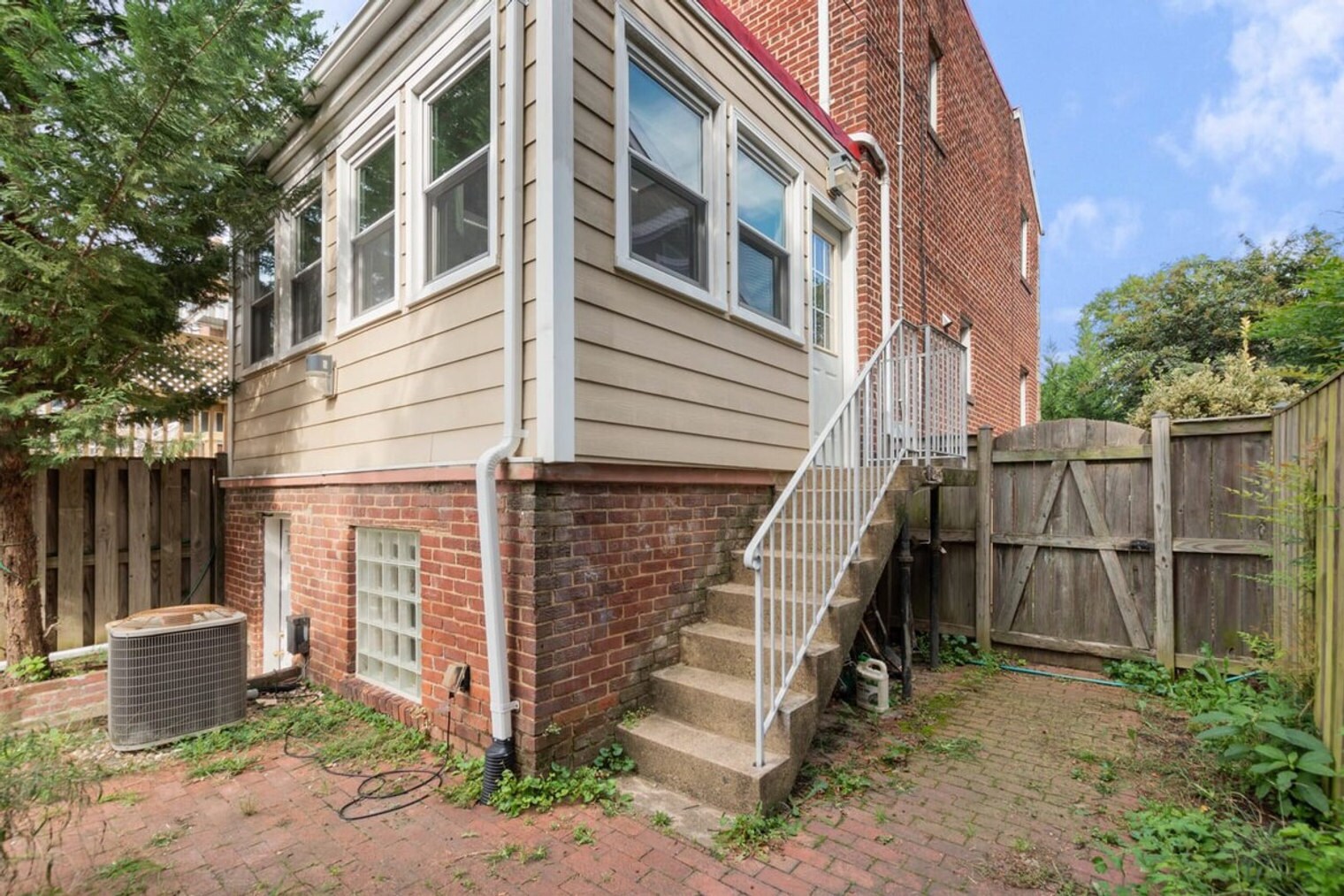 Building Photo - 505A E Alexandria Ave
