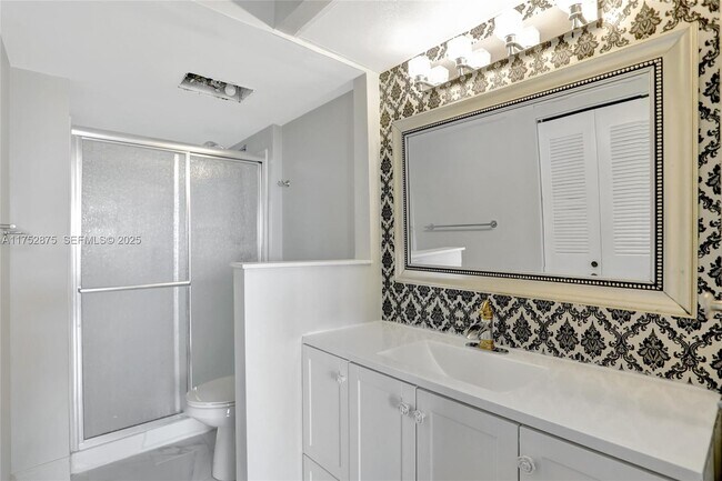 Building Photo - 3671 Environ Blvd