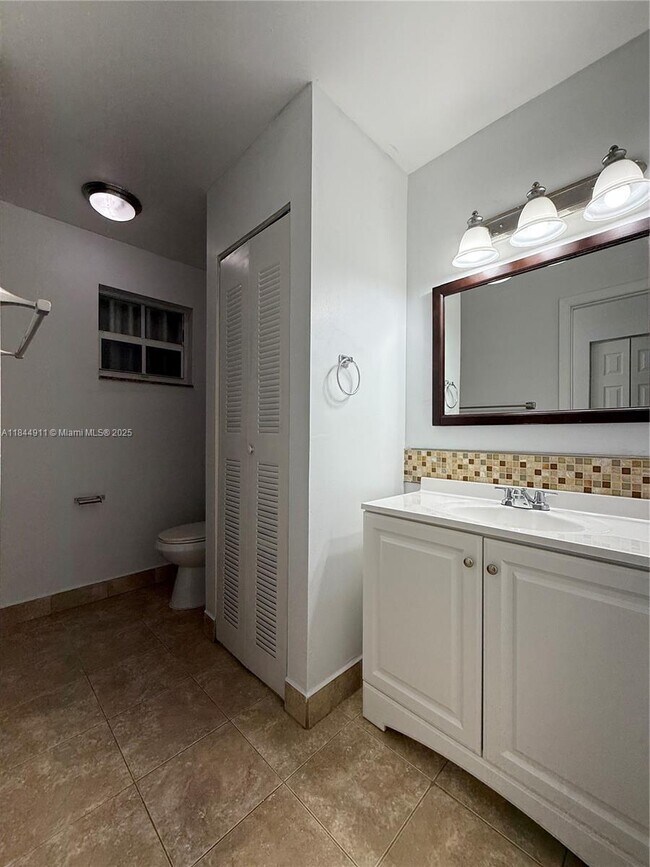 Building Photo - 13237 SW 257th Terrace