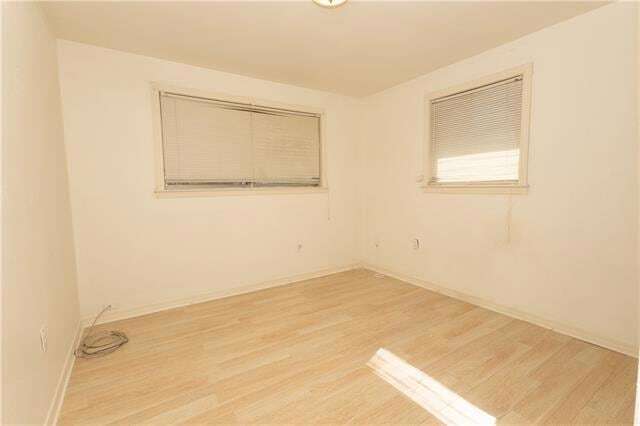 Building Photo - 3253 Reine Ave