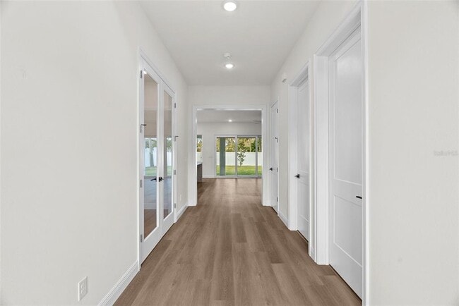 Building Photo - 4009 W Euclid Ave