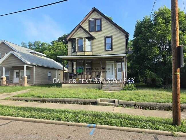 Building Photo - 86 Hurlburt Ave