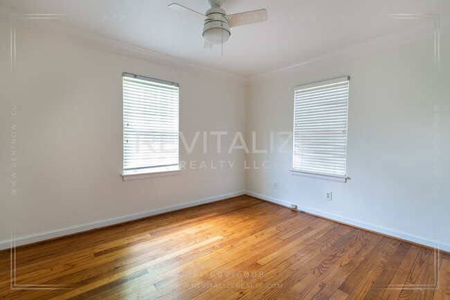 Building Photo - Beautiful 2 Bedroom/1 Bathroom in Springhi...