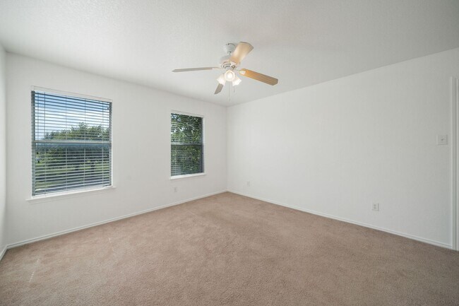 Building Photo - 7 Kenrock Ridge