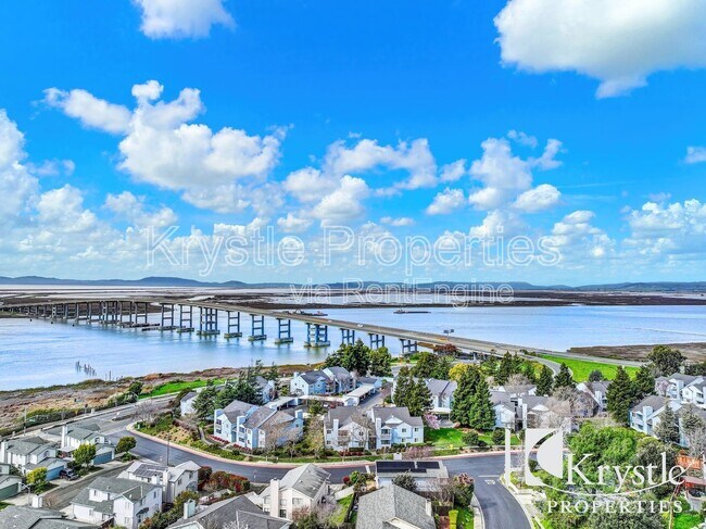 Building Photo - 175 Lighthouse Dr