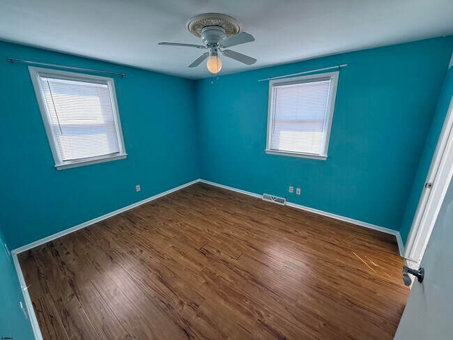 Building Photo - 230 Bethel Rd