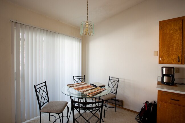 Interior Photo - Robertson Apartments