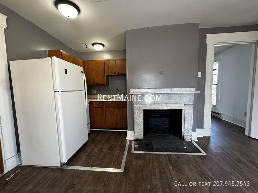 Building Photo - 62 State St