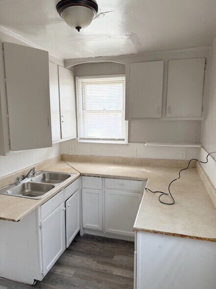 Building Photo - 14017 Curtis St