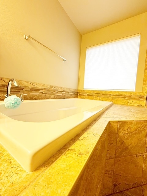 Building Photo - 298 NE Tronson Cir