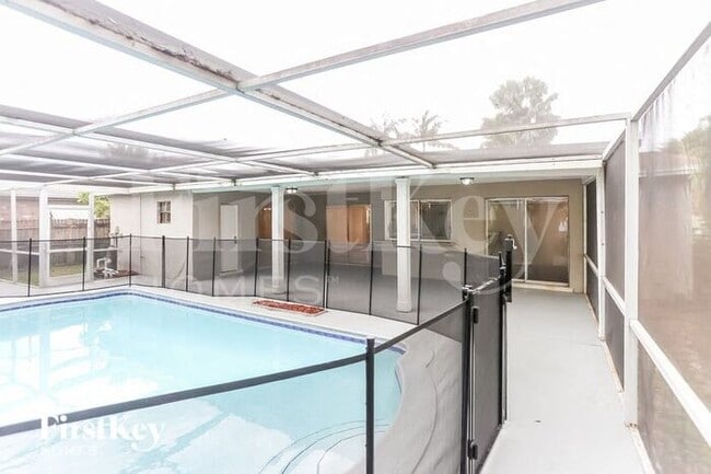 Building Photo - 3391 NW 42nd St