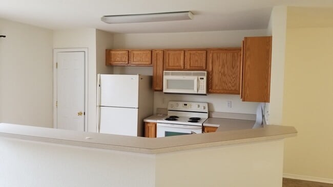 Building Photo - 321 Campus Ln
