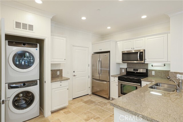 Building Photo - 138 Coralwood