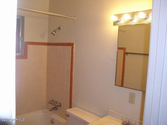 Building Photo - 4135 E Brown Way