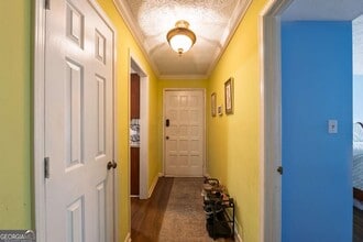 Building Photo - 2618 Stoney Creek Rd SE