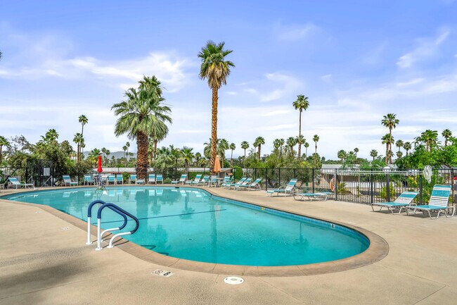 Building Photo - 117 Aliso Dr