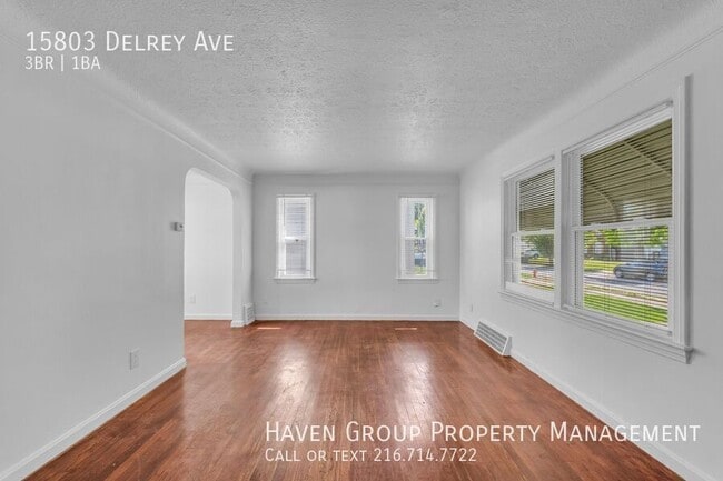 Building Photo - 15803 Delrey Ave