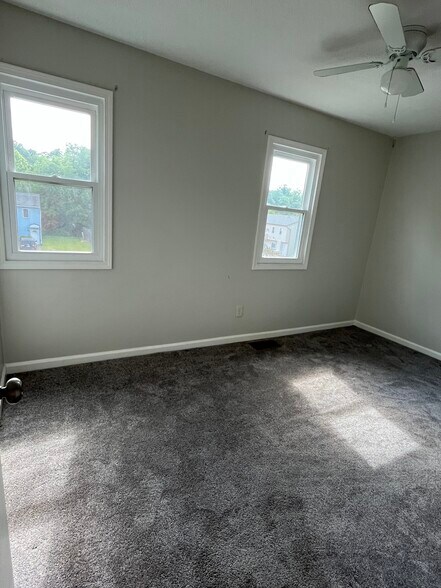 Building Photo - 3416 Tabor Ct
