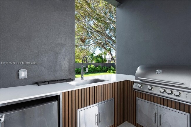 Building Photo - 1881 NE 196th Terrace