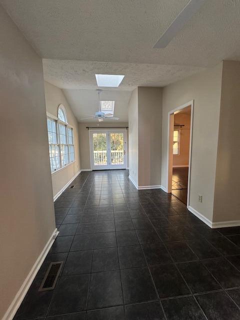 Building Photo - 170 Boxwood Rd