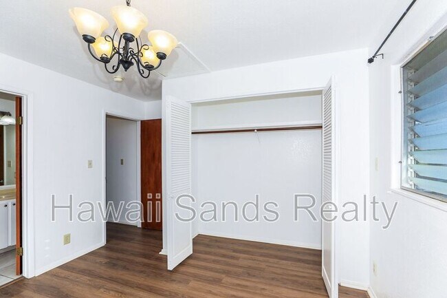 Building Photo - 3331 Hayden St