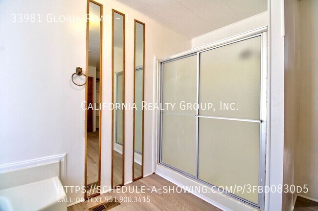 Building Photo - 33981 Gloria Rd