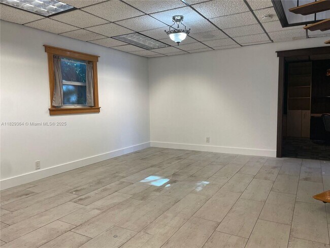 Building Photo - 258 SW 1st Ct