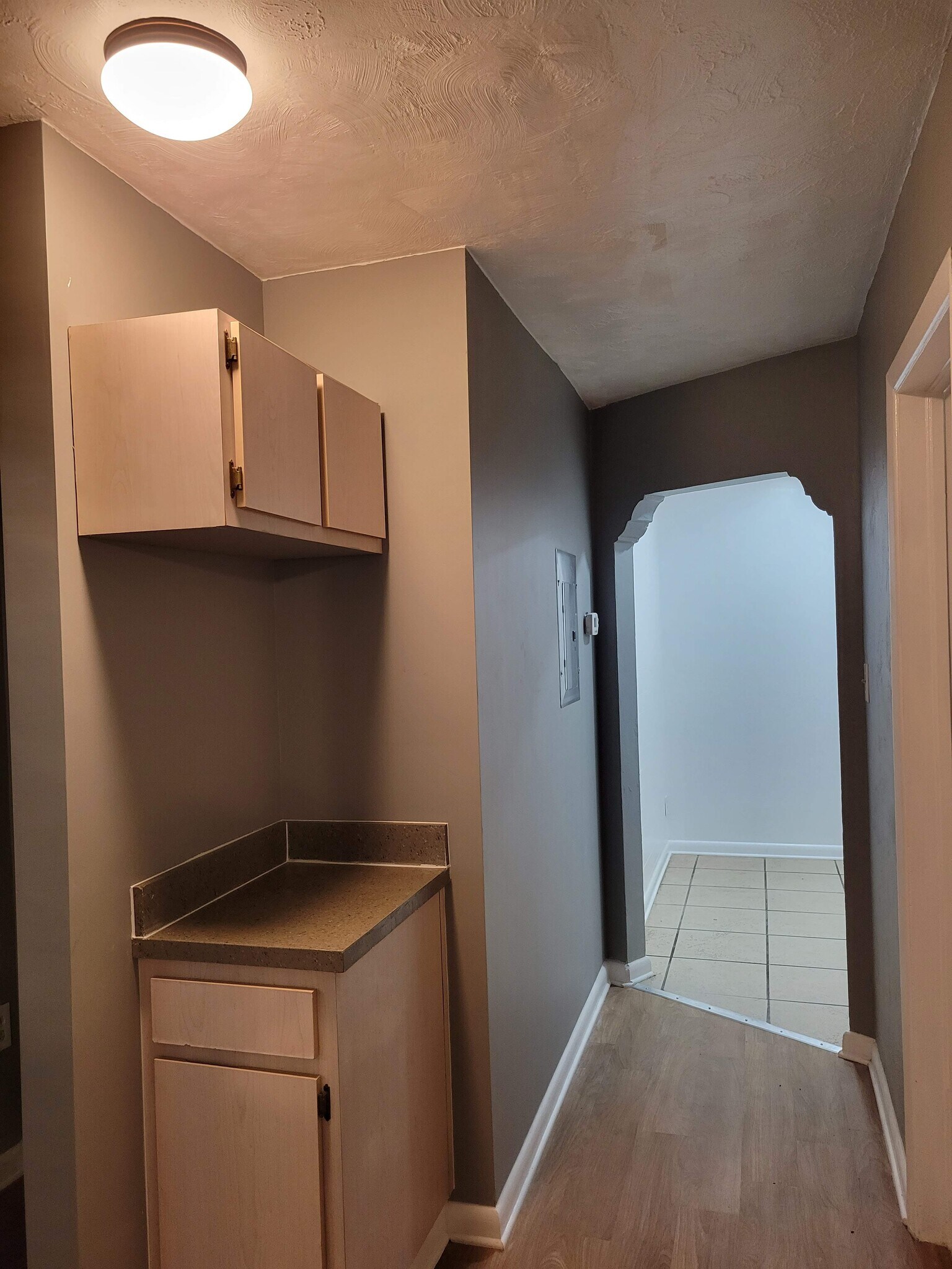 Building Photo - 1901 E Noel St