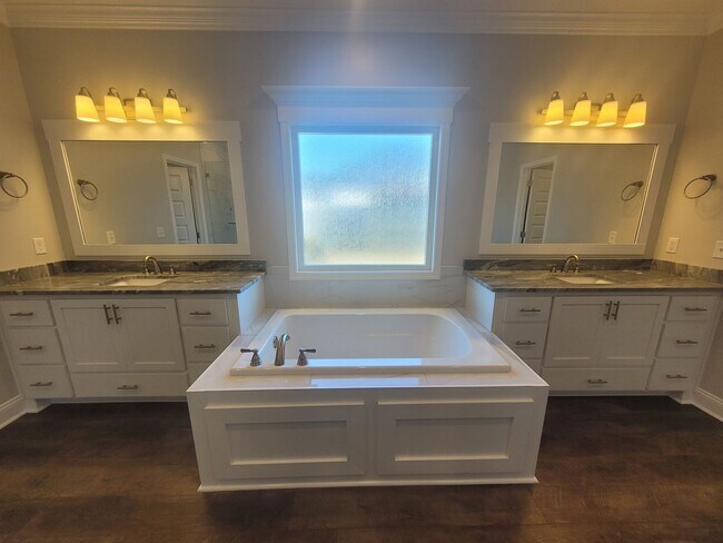 Building Photo - Spacious 4BR Home with Inground Pool, Open Split Floor Plan & Side-Entry Garage