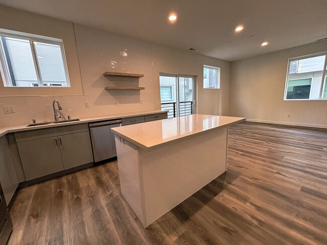 Building Photo - 18526 Wallingford Ave N