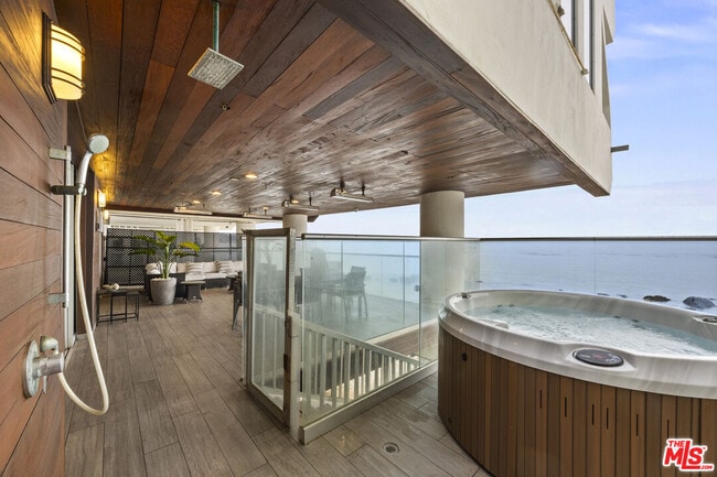 Building Photo - 26508 Latigo Shore Dr