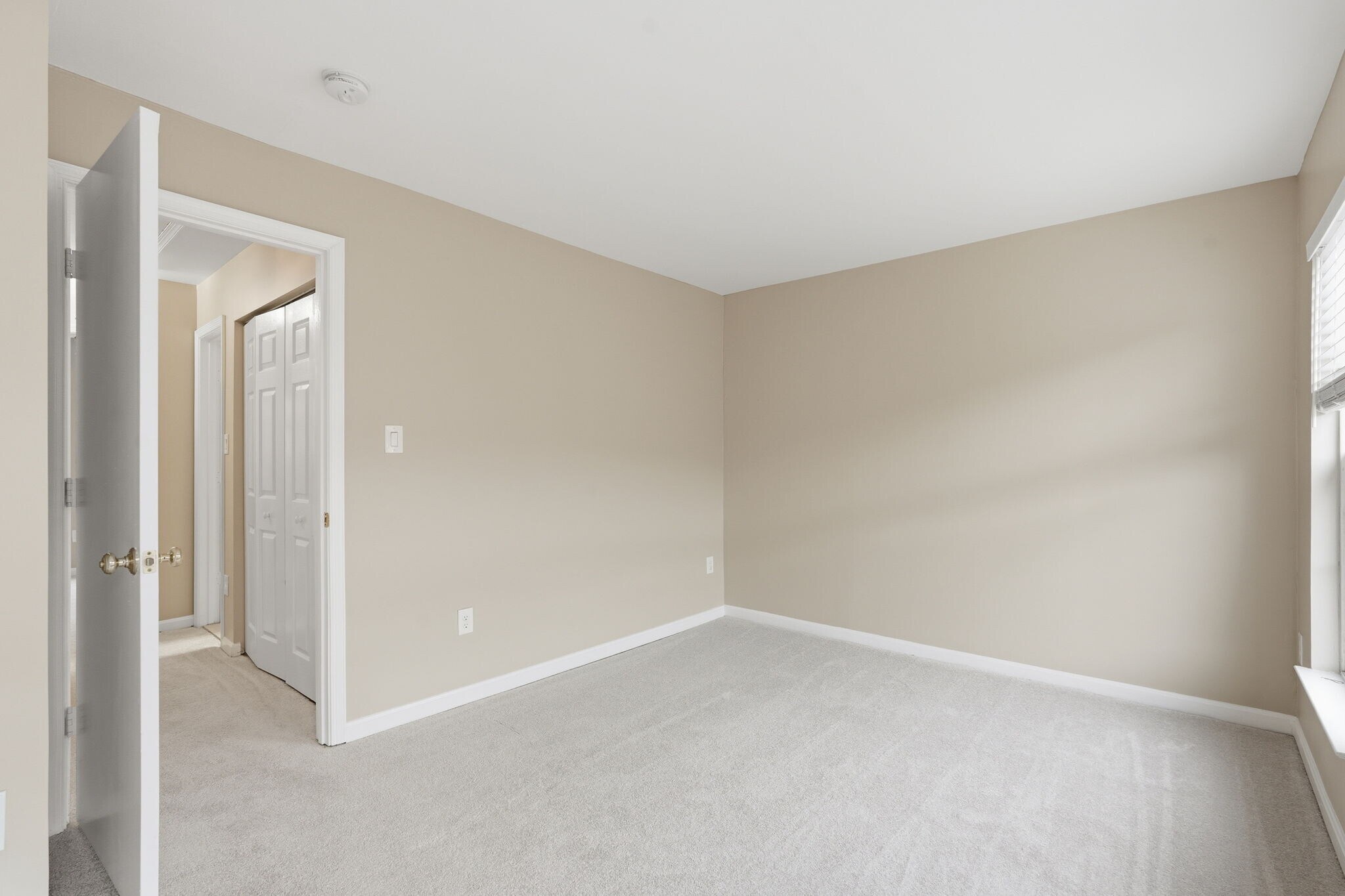 Building Photo - 8074 Sebon Dr