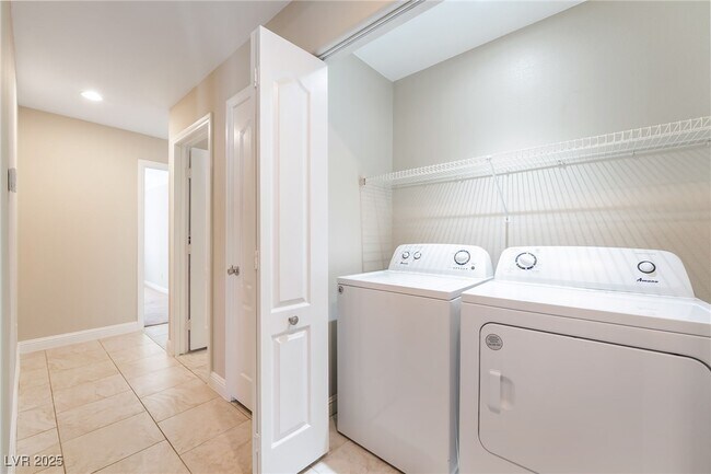 Building Photo - 74 Graythorn Mountain Ct