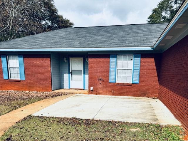 Building Photo - 617 Green Dr