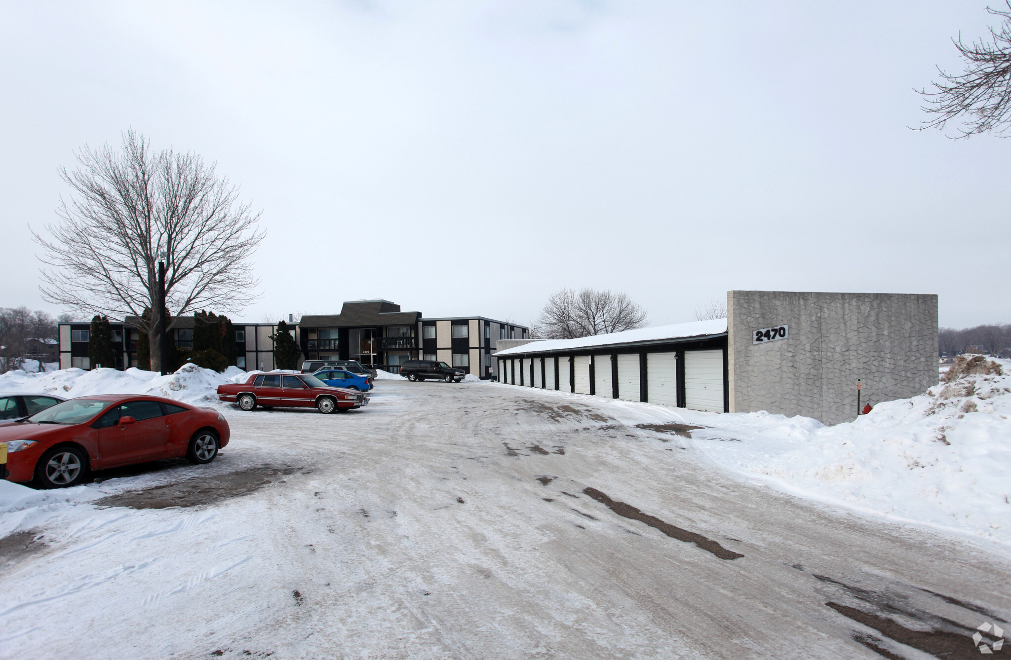 Park Island Apartments - Dockside Apartments on Lake Minnetonka