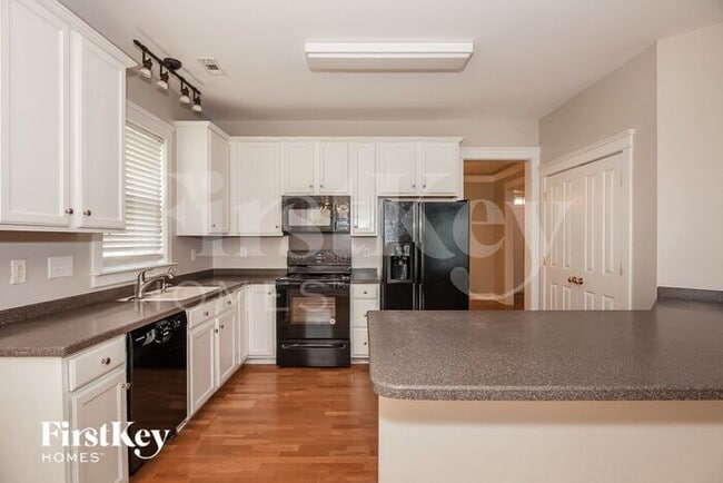 Building Photo - 13224 Kennerly Dr