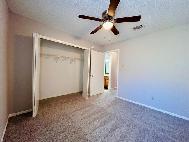 Building Photo - 8906 Schick Rd