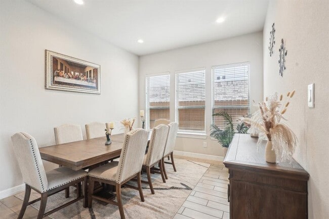 Building Photo - 29446 Westhope Dr
