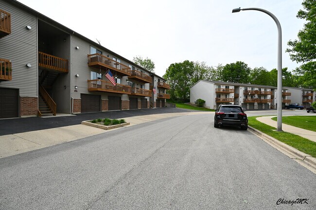 Building Photo - 340 Woodridge Cir