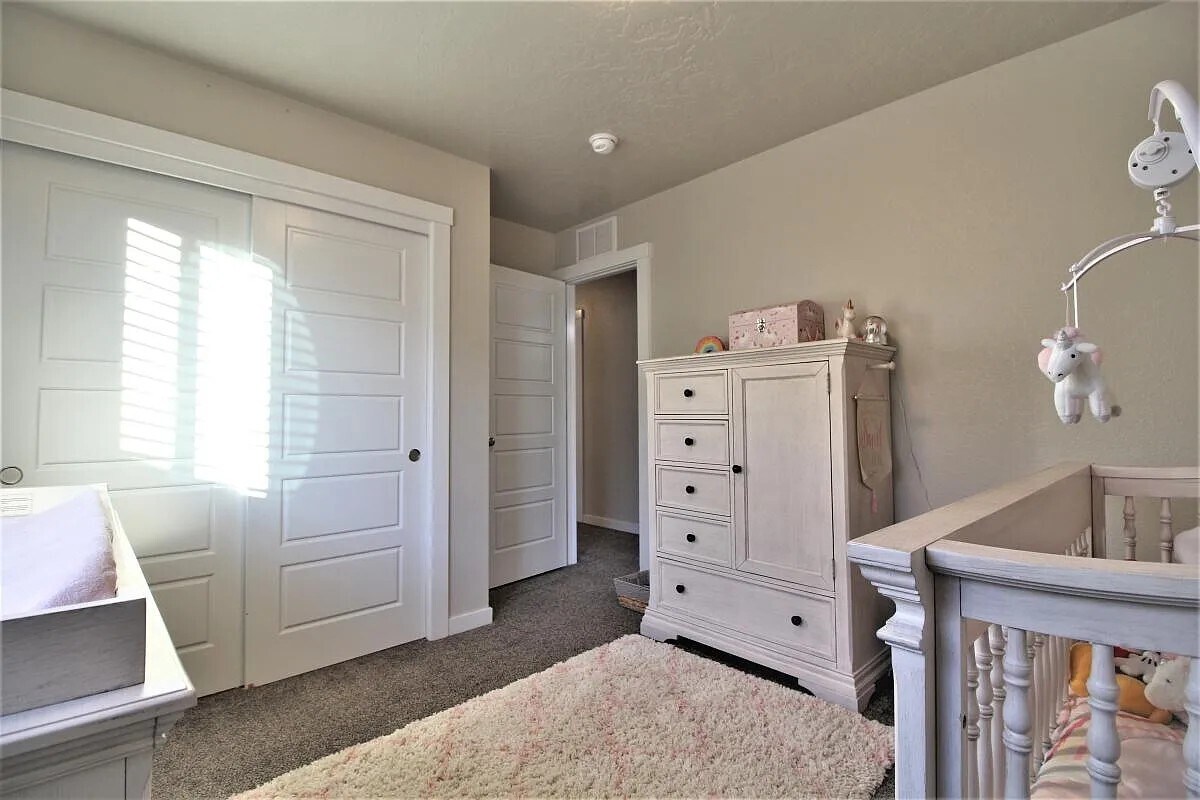 Building Photo - 119 S Baraya Way