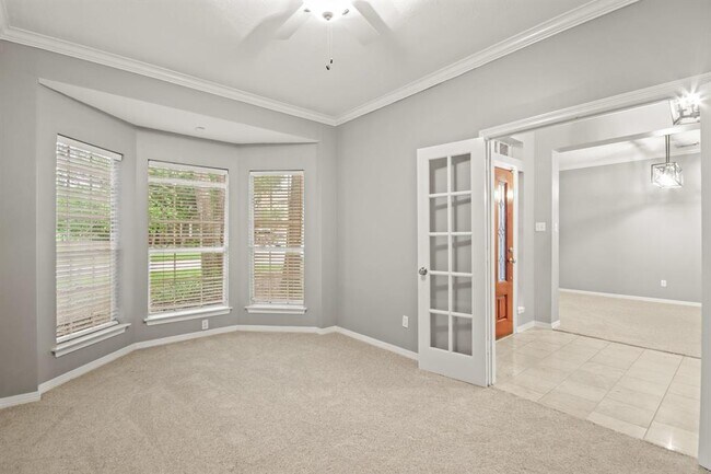 Building Photo - 2902 Maple Bend Dr