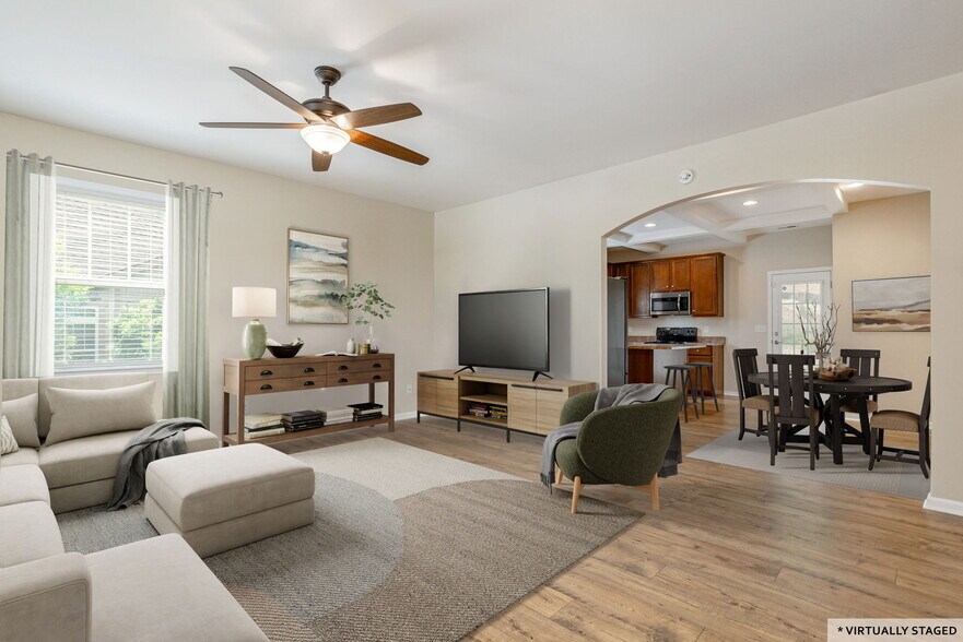 Building Photo - 35 Foxtail Ct