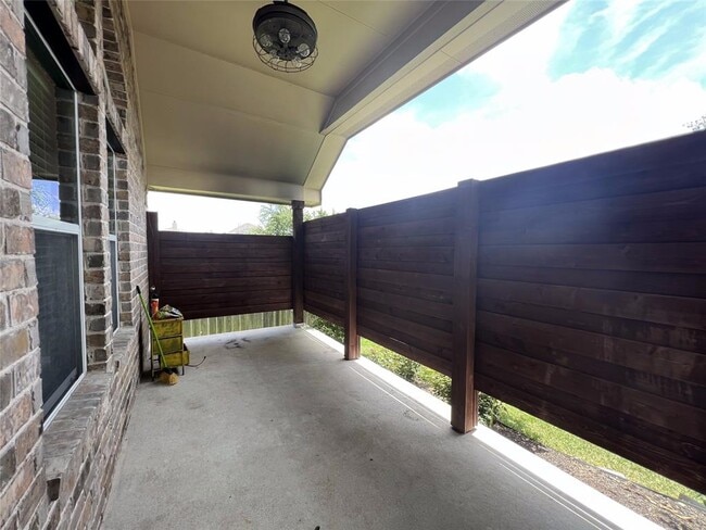 Building Photo - 1817 Greyleaf Path