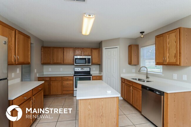 Building Photo - 597 Breakwater Terrace