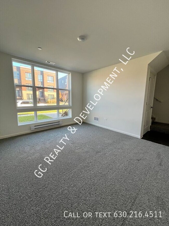 Building Photo - ***MOVE IN SPECIAL - 1/2 MONTH FREE RENT! ...