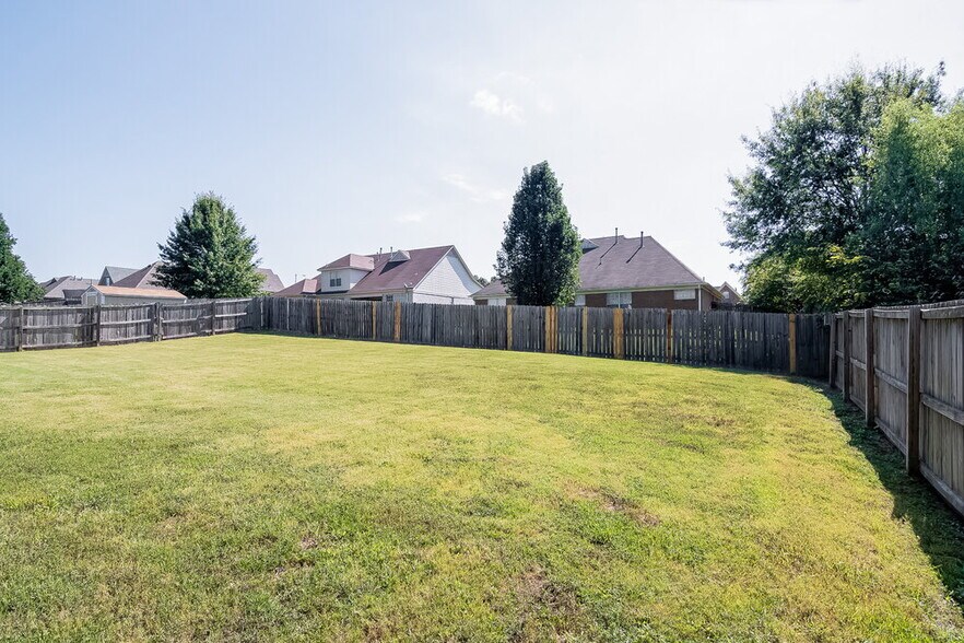 Building Photo - 5186 Zachery Run Cove